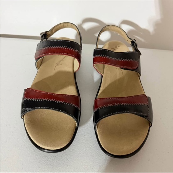 New SAS Nudu Women’s Strappy adjustable sandals ladybug color leather 11M - Picture 1 of 8